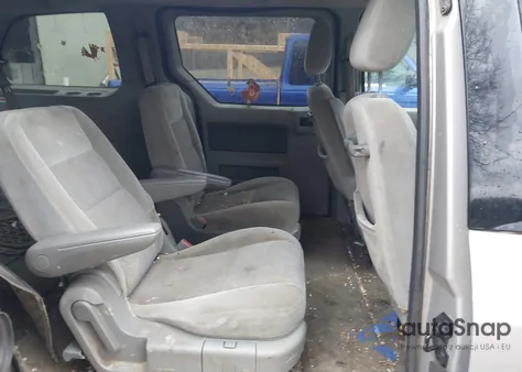 2005 Ford Freestar Sel z USA, uszkodzony, nr VIN 2FMZA52265BA66148